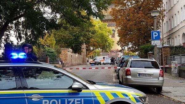 Gun attack: Two killed in Halle Gun attack: Two killed in Halle
