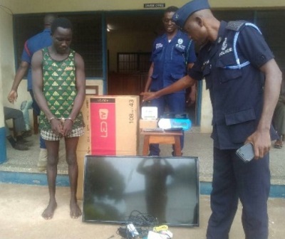Man arrested for robbing UCC lecturer Man arrested for robbing UCC lecturer
