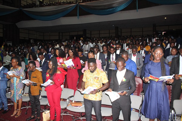 The newly qualified and registered pharmacists taking the Apothecary’s Oath. Picture: INNOCENT K.OWUSU The newly qualified and registered pharmacists taking the Apothecary’s Oath. Picture: INNOCENT K.OWUSU