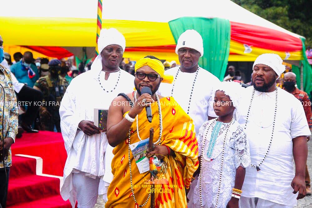 Nii Bortey Kofi Frankwa II delivering the vote of thanks after the sod-cutting Nii Bortey Kofi Frankwa II delivering the vote of thanks after the sod-cutting