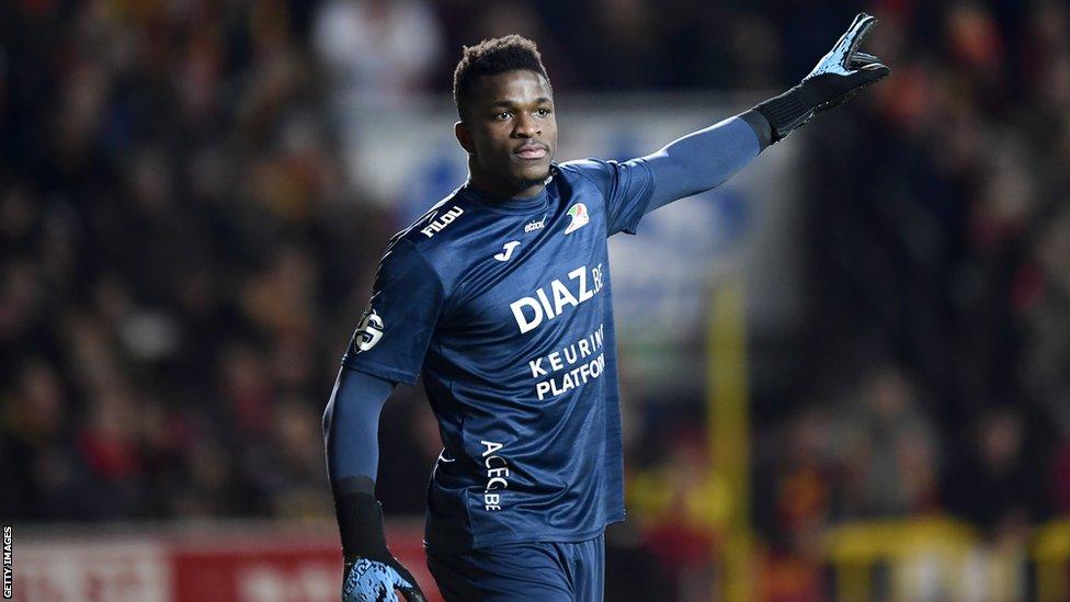 Cameroon goalkeeper Fabrice Ondoa Cameroon goalkeeper Fabrice Ondoa