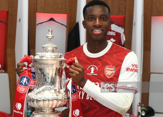 Eddie Nketiah nis yet to decide which country to play for Eddie Nketiah nis yet to decide which country to play for