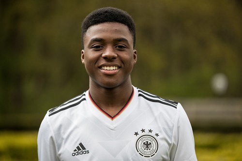 Versatile: Lloyd Addo Kuffour Dortmund open talks with Addo Kuffour