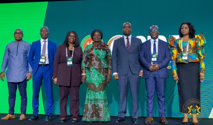 Government considers performance-based pay for state enterprises