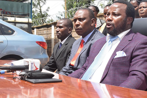 Reverend Nathan Kirimi (right) of Jesus Winner Ministry in Meru during a press conference on March 18, 2020. Photo: Nation Media Group Reverend Nathan Kirimi (right) of Jesus Winner Ministry in Meru during a press conference on March 18, 2020. Photo: Nation Media Group