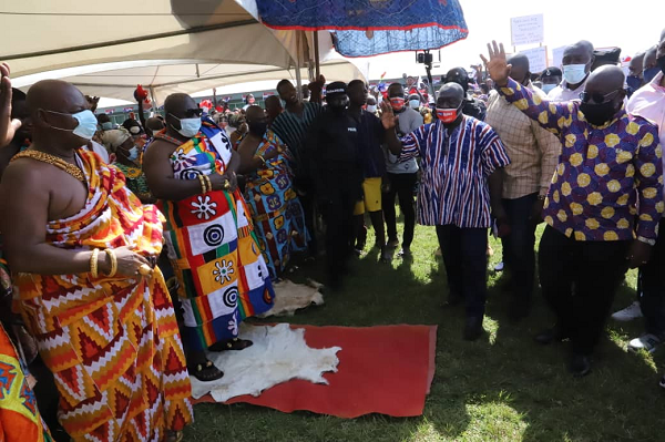 President Akufo-Addo arriving at the durbar of people and chiefs at Aburi Photo Credit: Samuel Tei Adanoo President Akufo-Addo arriving at the durbar of people and chiefs at Aburi Photo Credit: Samuel Tei Adanoo