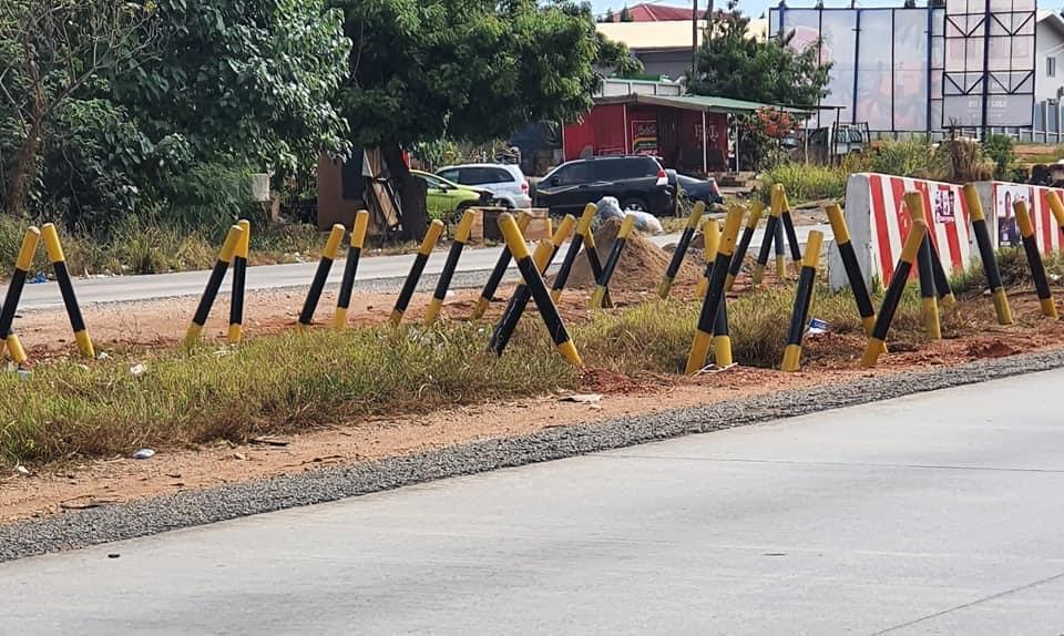 Unapproved U-turns on Accra-Tema motorway being blocked [PHOTOS]