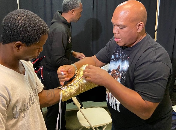 Andre Rozier (right) led Duke Micah into his maiden world championship fight Andre Rozier (right) led Duke Micah into his maiden world championship fight