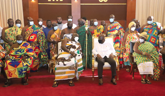 President Akufo-Addo interacting with Osagyefuo Amoatia Ofori Panin (left), the Okyenhene, after the meeting. With them are Nana Adutwumwaa (seated right), the Okyenhemaa, and other members of the delegation. Picture: SAMUEL TEI ADANO President Akufo-Addo interacting with Osagyefuo Amoatia Ofori Panin (left), the Okyenhene, after the meeting. With them are Nana Adutwumwaa (seated right), the Okyenhemaa, and other members of the delegation. Picture: SAMUEL TEI ADANO