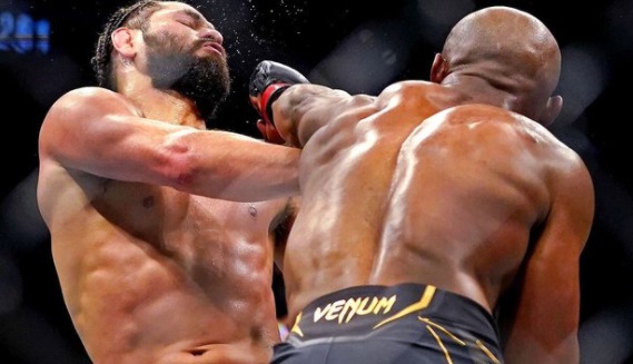 VIDEO: Nigerian Kamaru Usman retains UFC title with brutal KO VIDEO: Nigerian Kamaru Usman retains UFC title with brutal KO