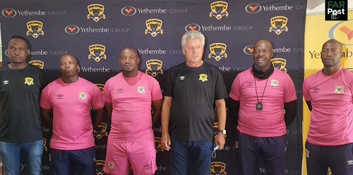 Kosta Papic and some officials of Black Leopards