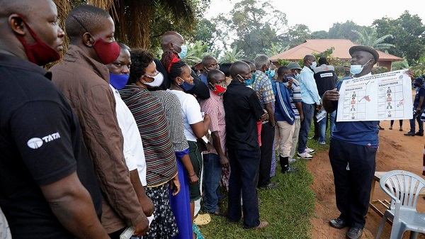 It has not always been possible to maintain social distance in the voter queues. CREDIT: BBC Uganda elections 2021: Bobi Wine takes on Yoweri Museveni