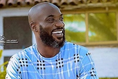 Kwabena Kwabena Highlife artiste Kwabena Kwabena asks Ghanaians to make a clear distinction between artistes' personal lives and career