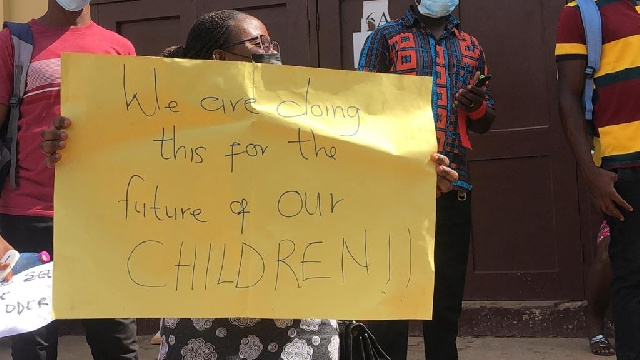 A recent protest by parents of pupils of the Achimota Preparatory School after it was locked up by education authorities A recent protest by parents of pupils of the Achimota Preparatory School after it was locked up by education authorities