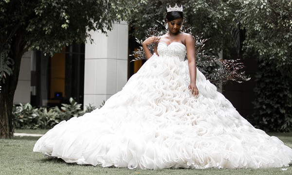 Sarathedressmaker introduces 2,000 yards lettuce ball gown