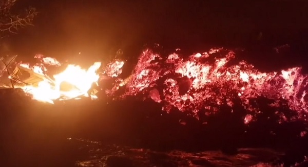 DR Congo's Mount Nyiragongo erupts leaving people homeless