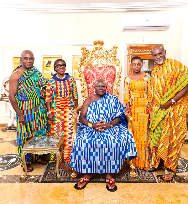 Otumfuo Osei Tutu II (seated middle) with Nana Prof. Oheneba Boachie-Adjei Woahene II (left), Chairman; Mrs Margaret Boateng Sekyere (second from left), Rev. Akua Ofori-Boateng (second from right) and Mr Andrew Asamoah (right), all members of the board Otumfuo Osei Tutu II (seated middle) with Nana Prof. Oheneba Boachie-Adjei Woahene II (left), Chairman; Mrs Margaret Boateng Sekyere (second from left), Rev. Akua Ofori-Boateng (second from right) and Mr Andrew Asamoah (right), all members of the board