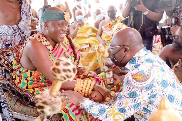 Nana Otuo Siriboe II welcoming Dr Mahamudu Bawumia to the Juaben Palace during the commemorative book launch at Juaben in the Ashanti Region Nana Otuo Siriboe II welcoming Dr Mahamudu Bawumia to the Juaben Palace during the commemorative book launch at Juaben in the Ashanti Region