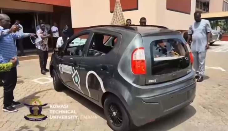 KsTU students unveil electric car that charges while driving