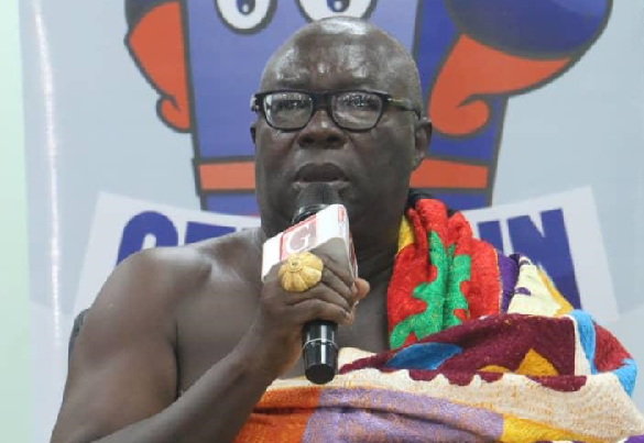 Nana Kofi Damptey (right), Tufohene of the Wiawso Traditional Area, addressing participants in the Graphic-Zoomlion Sanitation Dialogue at Adiembra in the Sefwi Wiawso Municipality Nana Kofi Damptey (right), Tufohene of the Wiawso Traditional Area, addressing participants in the Graphic-Zoomlion Sanitation Dialogue at Adiembra in the Sefwi Wiawso Municipality