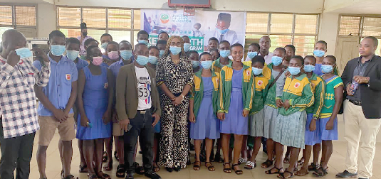 Some of the final year students and the facilitators after the session Some of the final year students and the facilitators after the session
