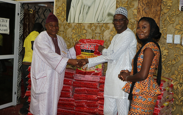 The the Export Manager of Latex Foam, Dr Yakubu Diomande (2nd right) presenting a sample of the rice to the Chief Protocol Officer at the Office of the National Chief Imam, Alhaji Latif Abdulsalam. with them is the Mrs Gifty E. Appiah, the Public Relations Officer of Latex Foam. The the Export Manager of Latex Foam, Dr Yakubu Diomande (2nd right) presenting a sample of the rice to the Chief Protocol Officer at the Office of the National Chief Imam, Alhaji Latif Abdulsalam. with them is the Mrs Gifty E. Appiah, the Public Relations Officer of Latex Foam.