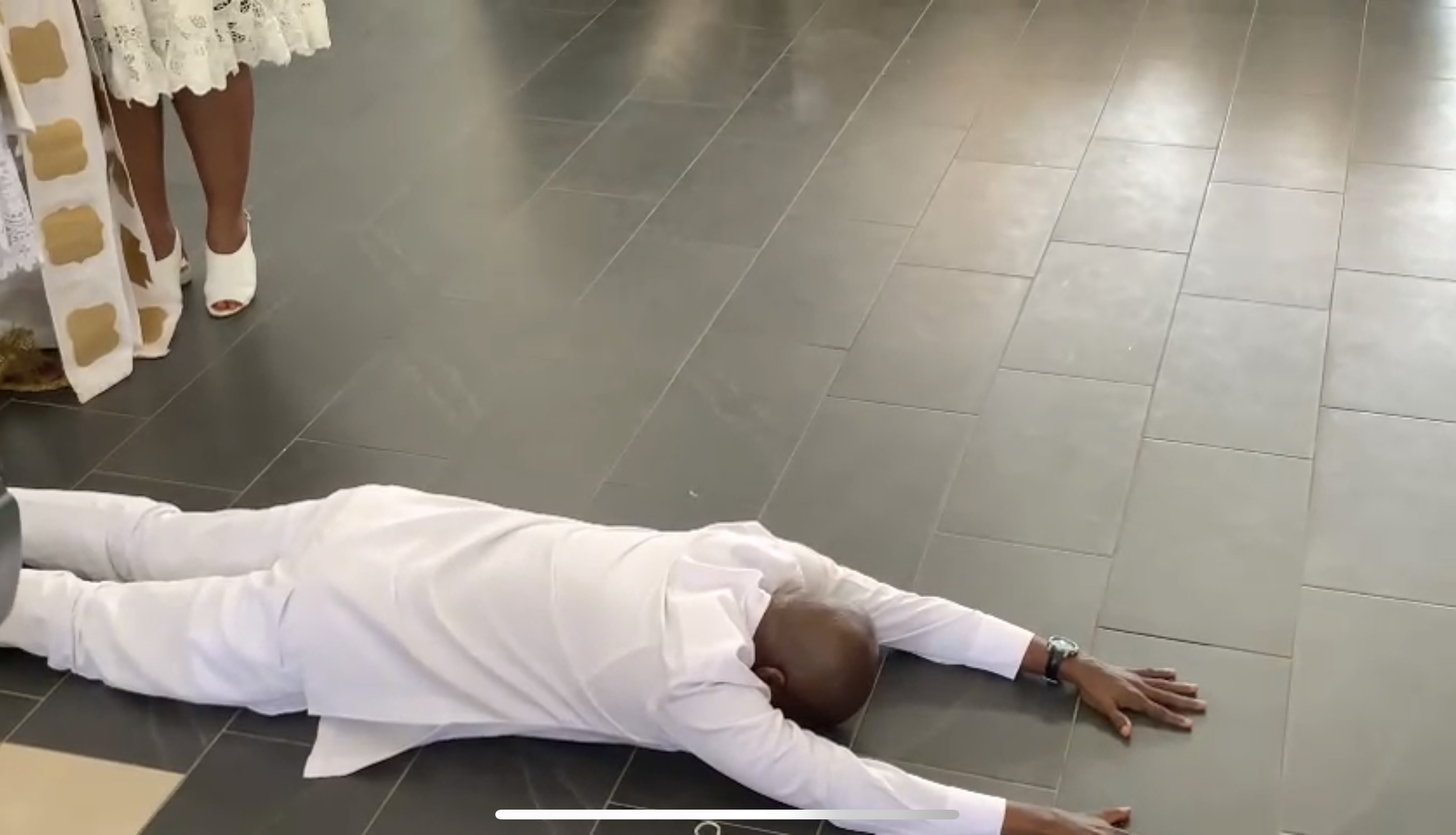 Stephen Ntim’s emotional thanks offering after winning election to lead NPP [VIDEO]