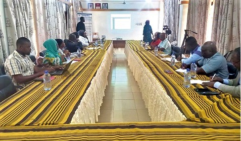  Participants in the presentation of the report