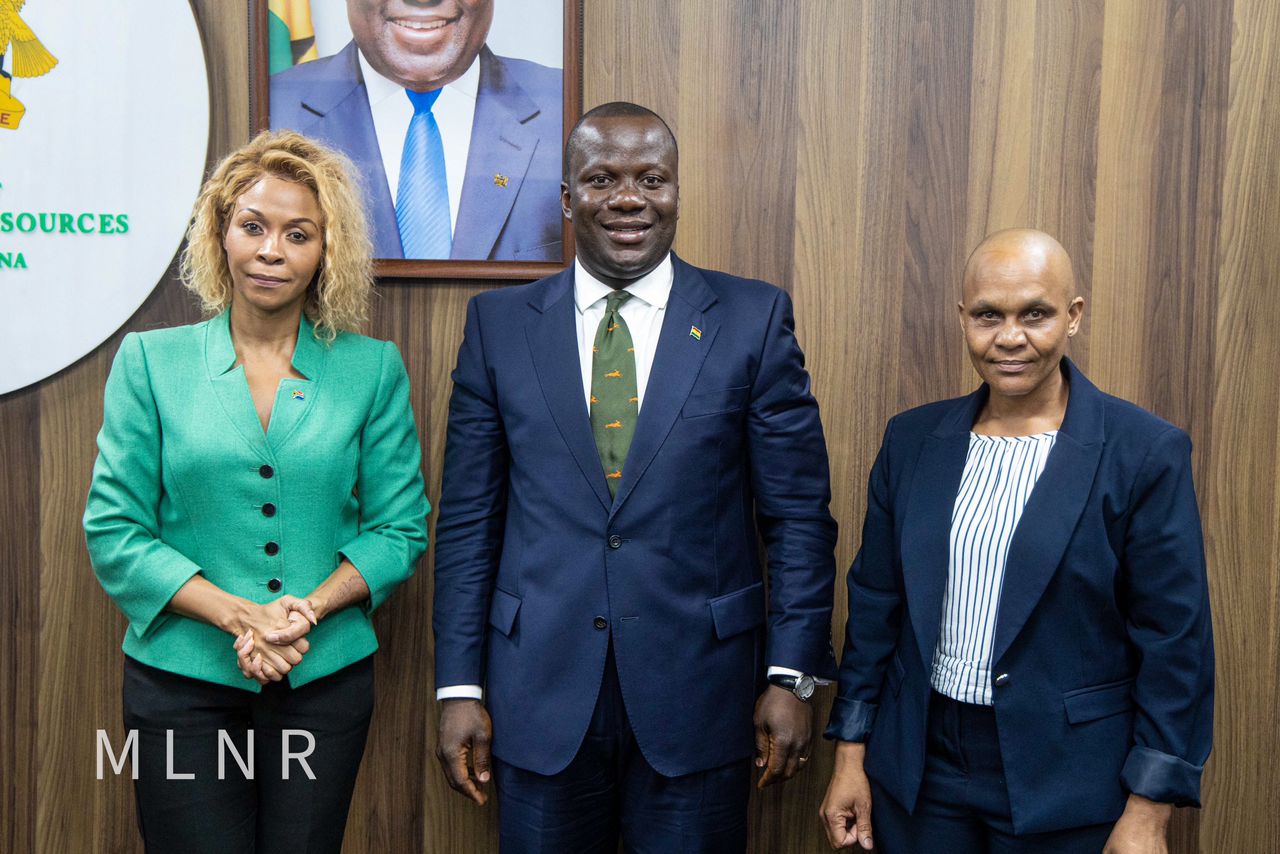 Samuel Jinapor, the Lands Minister, flanked by Grace Jeanet Mason (left), the South African High Commissioner, and Major General Zulu when the South African delegation called on the Lands Minister Samuel Jinapor, the Lands Minister, flanked by Grace Jeanet Mason (left), the South African High Commissioner, and Major General Zulu when the South African delegation called on the Lands Minister