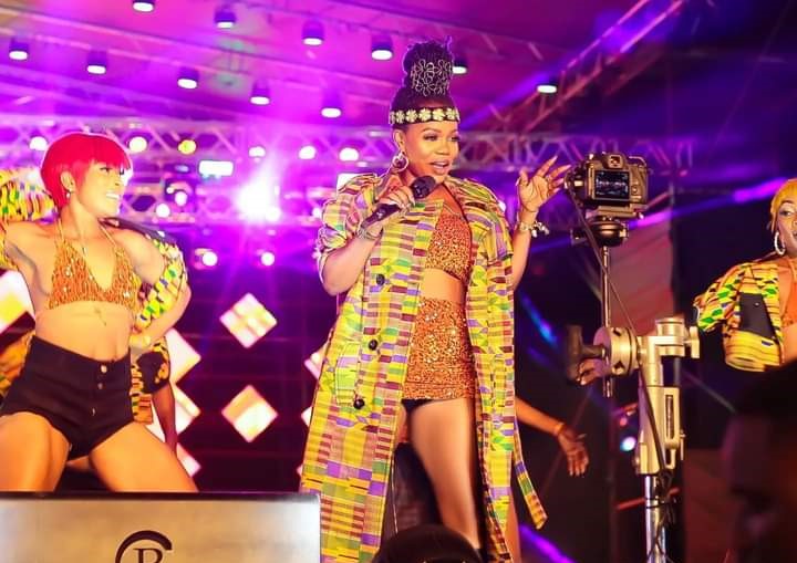 Mzbel apologises to Afrochella patrons for poor performance Mzbel apologises to Afrochella patrons for poor performance