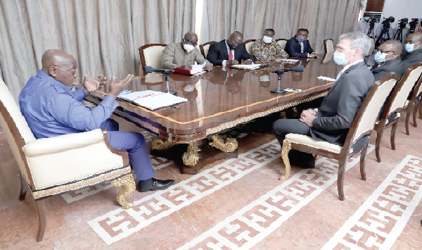 President Akufo-Addo (left) addressing Mr Chris Griffith (right), CEO, Gold Fields Group and his delegation. Picture: SAMUEL TEI ADANO President Akufo-Addo (left) addressing Mr Chris Griffith (right), CEO, Gold Fields Group and his delegation. Picture: SAMUEL TEI ADANO