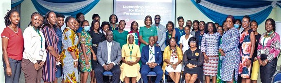 Participants with the dignitaries after the workshop