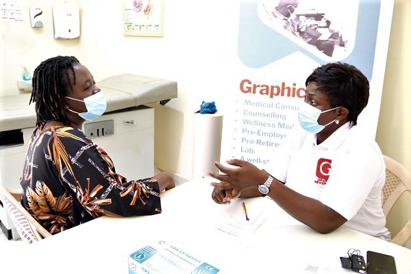Dr Jacqui Barnes, the Resident Doctor of the Graphic Clinic, counselling a patron Picture: ELVIS NII NOI DOWUONA Dr Jacqui Barnes, the Resident Doctor of the Graphic Clinic, counselling a patron Picture: ELVIS NII NOI DOWUONA