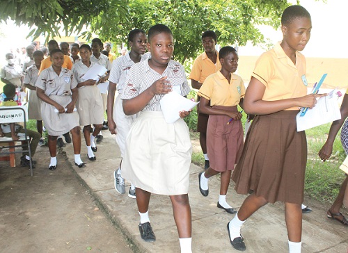  Some candidates on their way to an exam centre