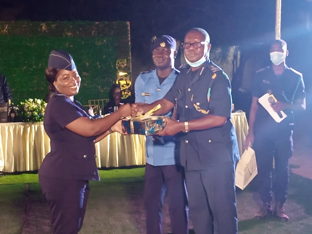 Ms Naomi Chartey, Senior Revenue Officer, receiving the GRA TOR Sector Command Special Award from Chief Revenue Officer, Geoffrey Oduro Kwaasi. Picture: BENJAMIN XORNAM GLOVER Ms Naomi Chartey, Senior Revenue Officer, receiving the GRA TOR Sector Command Special Award from Chief Revenue Officer, Geoffrey Oduro Kwaasi. Picture: BENJAMIN XORNAM GLOVER