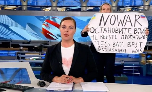 Journalist who protested war on Russian TV missing