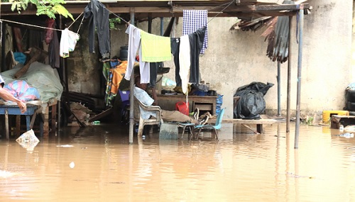‘Nowhere to go’ says this flood victim perching around the Royal House Chapel in Accra. Pictures: Elvis Dowuona ‘Nowhere to go’ says this flood victim perching around the Royal House Chapel in Accra. Pictures: Elvis Dowuona