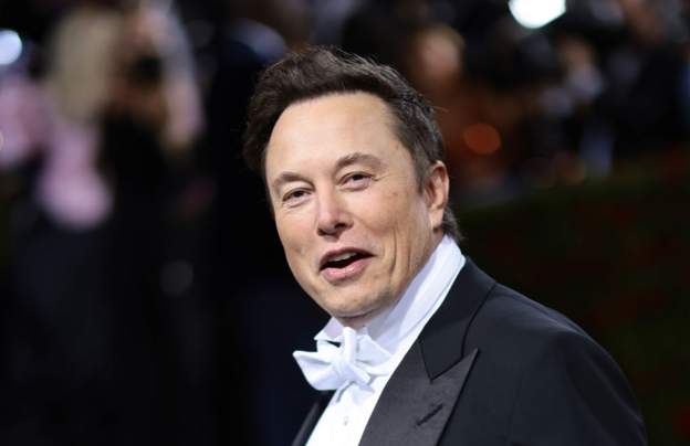 Elon Musk becomes first person worth over $700 billion