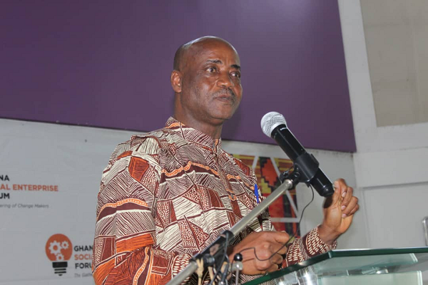 Mr Issa Ouedraogo addressing the participants Mr Issa Ouedraogo addressing the participants