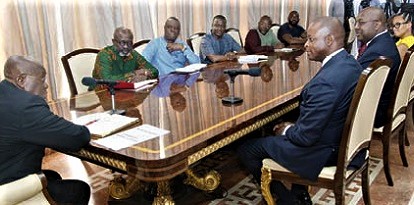 President Akufo-Addo (left) addressing a delegation from Howard University when they paid a courtesy call on him at the Jubilee House. Picture: SAMUEL TEI ADANO President Akufo-Addo (left) addressing a delegation from Howard University when they paid a courtesy call on him at the Jubilee House. Picture: SAMUEL TEI ADANO