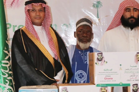 • Dr Abass Shamsudeen Ibrahim (right), representative of the Saudi Ministry of Islamic Affairs; Sheikh Khidr Idress (middle), Imam of Ahlussunah in Accra, and Saeed Al-Bakr, Charge d’affaires at the Embassy of the Kingdom of Saudi Arabia in Accra, with the items • Dr Abass Shamsudeen Ibrahim (right), representative of the Saudi Ministry of Islamic Affairs; Sheikh Khidr Idress (middle), Imam of Ahlussunah in Accra, and Saeed Al-Bakr, Charge d’affaires at the Embassy of the Kingdom of Saudi Arabia in Accra, with the items
