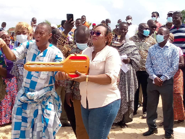 FLASHBACK: Fisheries Minister, Mavis Hawa Koomson with the 'closed season key' FLASHBACK: Fisheries Minister, Mavis Hawa Koomson with the 'closed season key'