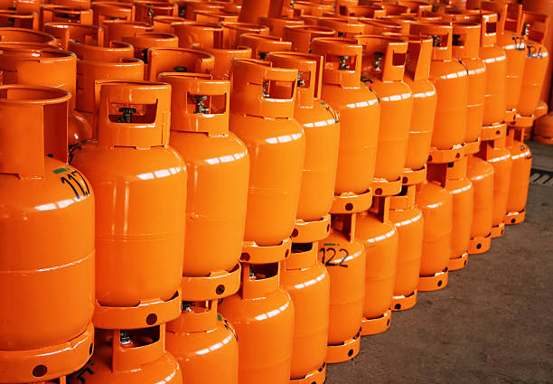  Is it legal for vehicles to be fitted with LPG cylinders?