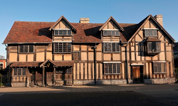 William Shakespears home at Stratfod-Upon-Avon Tourism, literary sector