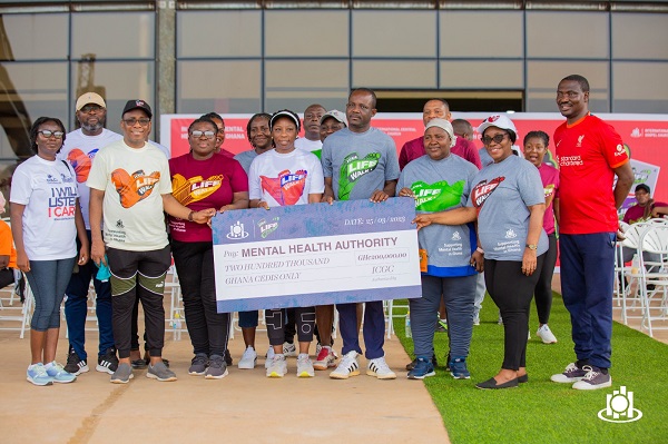 ICGC presents GH₵200,000 to Mental Health Authority ICGC presents GH₵200,000 to Mental Health Authority