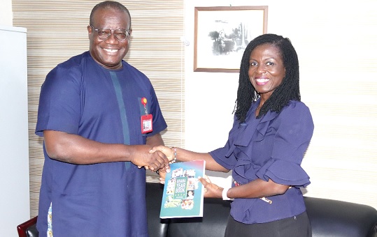 Theophilus Yartey (left), Editor, Graphic, presenting a copy of the Ghana Year Book 2023 Edition to Adwoa Afriyie Wiafe, Chief Corporate Service and Sustainability Officer, MTN, during a working visit to the company. Picture: ELVIS NII NOI DOWUONA Theophilus Yartey (left), Editor, Graphic, presenting a copy of the Ghana Year Book 2023 Edition to Adwoa Afriyie Wiafe, Chief Corporate Service and Sustainability Officer, MTN, during a working visit to the company. Picture: ELVIS NII NOI DOWUONA