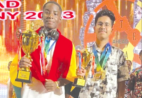 Bill Martey Quaynor and Shrirang Chandankhede with their trophies