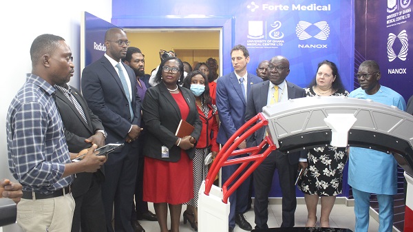 Rapheal Dickson (left), Biomedical Engineer, Nanox Arc, taking dignitaries through the functionality of the equipments. Picture: ERNEST KODZI Rapheal Dickson (left), Biomedical Engineer, Nanox Arc, taking dignitaries through the functionality of the equipments. Picture: ERNEST KODZI