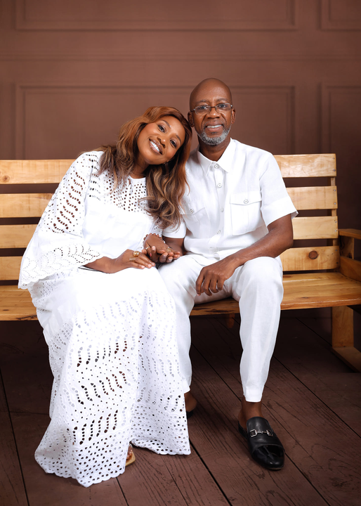 Veteran highlife singer, Rex Omar and wife