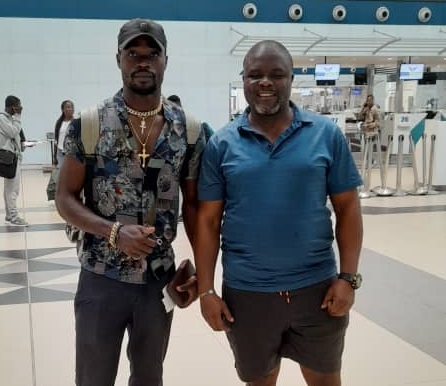 Junior Kaaba (left) on his way back to Cameroun Junior Kaaba (left) on his way back to Cameroun